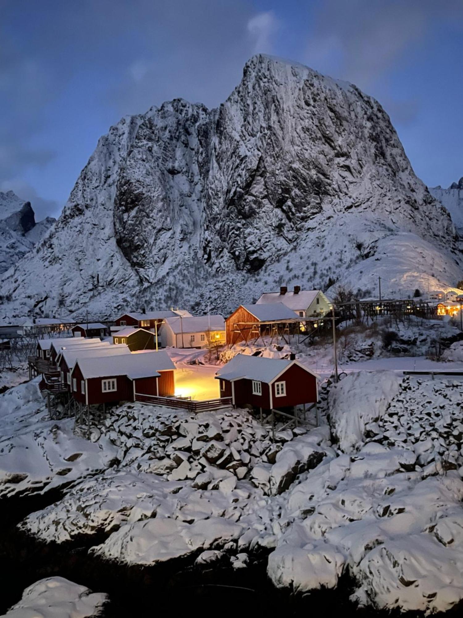 A, The Far End Of Lofoten, Top Apartment. Sørvågen المظهر الخارجي الصورة