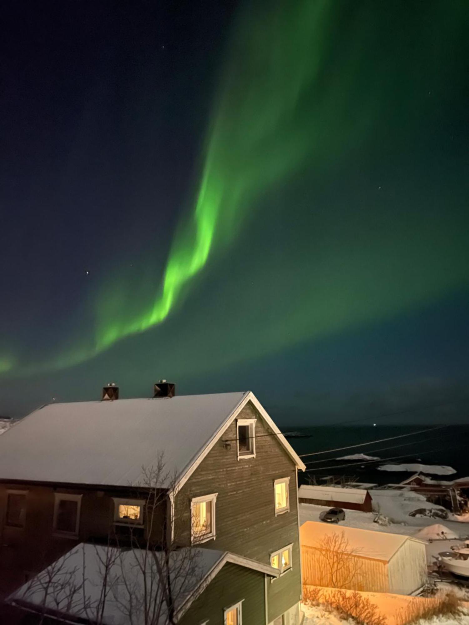 A, The Far End Of Lofoten, Top Apartment. Sørvågen المظهر الخارجي الصورة