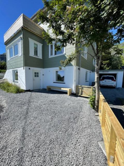 A, The Far End Of Lofoten, Top Apartment. Sørvågen المظهر الخارجي الصورة